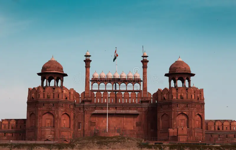 india-travel-tourism-background-red-fort-lal-qila-delh